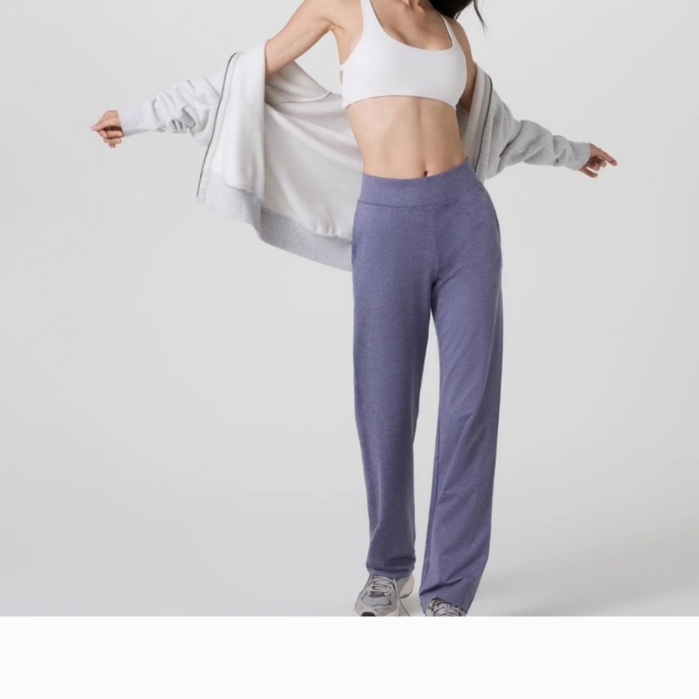 Women's Vuori Pants - Nwt